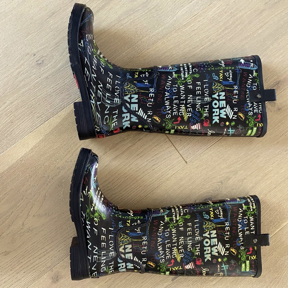 DKNY Rain Boots